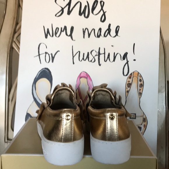 MK Bella metallic leather slip ons. - Picture 3 of 7